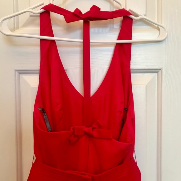 Vera Wang Halter V Neck Gown with Sash - Picture 6 of 10